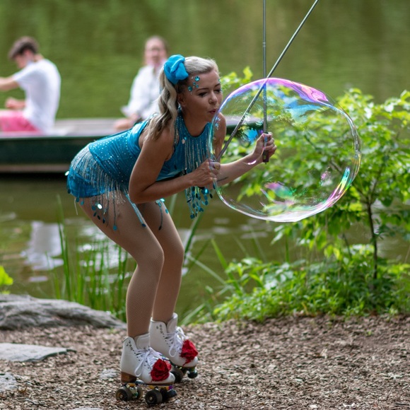 Meet Roller Boogie - Picture 7 of 16